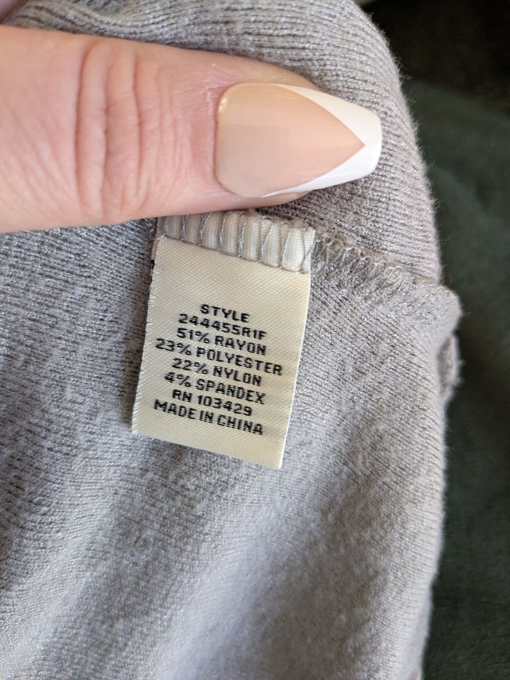 Cozy Chevron Knit Henley Top - Gray XL - Picture 10 of 11